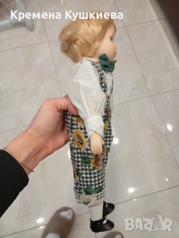 Колекционерска порцеланова кукла , снимка 4 - Колекции - 52443556