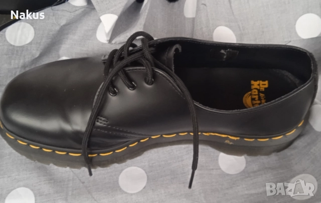 Обувки Dr. Martens/43 нови, снимка 2 - Ежедневни обувки - 52788630