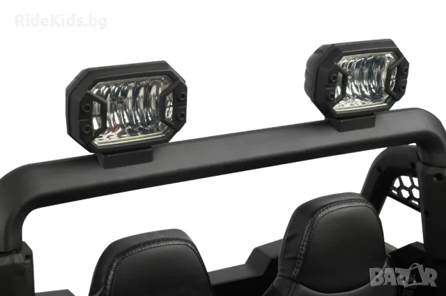 Офроуд акумулаторен автомобил BLAZE, Бял– 4x4, до 35кг., с дистанционно и LED, снимка 13 - Детски велосипеди, триколки и коли - 49976363