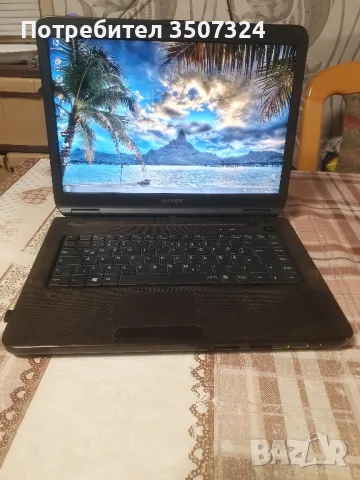 Лаптоп Sony Vaio  15,4 инча , снимка 1