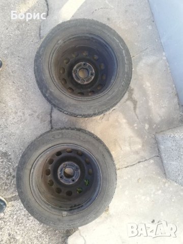 Две гуми с джанти за форд, снимка 3 - Гуми и джанти - 42164383