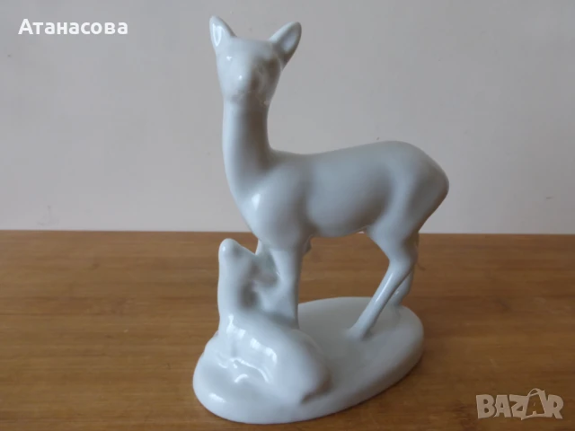 Порцеланова фигура Сърнички ИЗИДА 1960 г Сърна Сърни, снимка 2 - Декорация за дома - 50772750