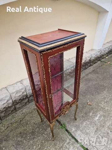 Уникална антикварна френска витрина Луй 15, снимка 3 - Антикварни и старинни предмети - 52704516