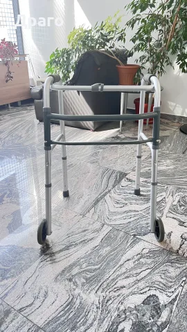 Проходилка за възрастен