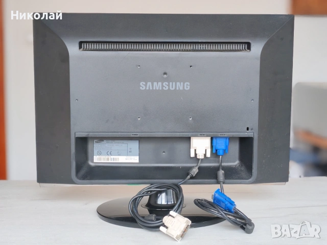 Монитор Samsung Syncmaster 2253 BW, снимка 2 - Монитори - 53123703
