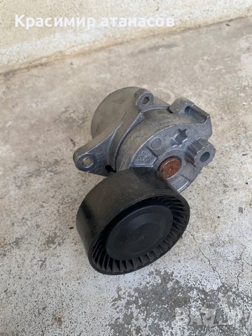 Обтегач пистов ремък за Мерцедес ц-класа w204.2008.2.2CDI., снимка 2 - Части - 39192196