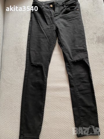 Черни дънки със скъсани колене, снимка 2 - Дънки - 38655659