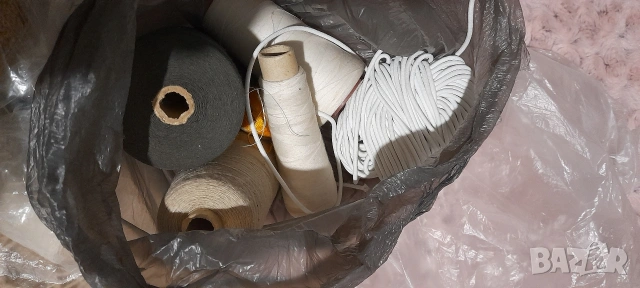 Макари, конци, ресни, копчета, снимка 2 - Други стоки за дома - 53047872