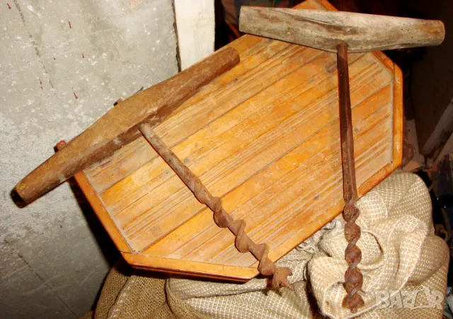 Стари ръчни свредели арт ,винтидж,етно