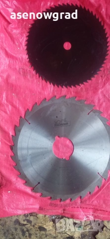 Циркулярни дискове Pilana 400 mm и Български 315 мм