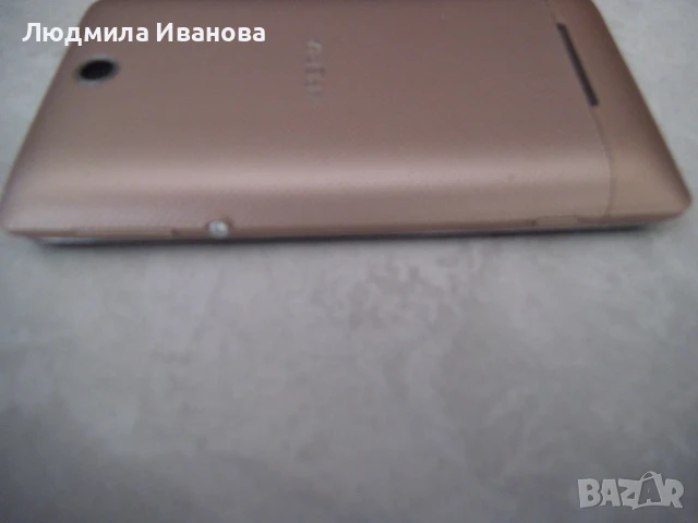 Мобилен телефон Sony Xperia, снимка 3 - Sony - 51179034