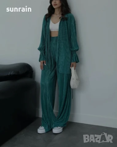 плисиран комплект от две части, снимка 3 - Костюми - 51272236