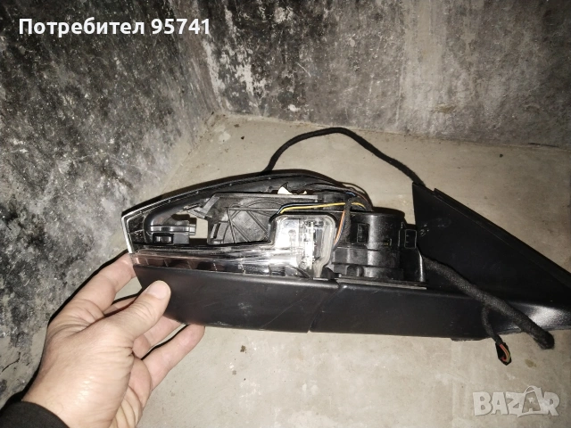 Огледало Шкода Сипърб дясно, снимка 2 - Автомобили и джипове - 53302702