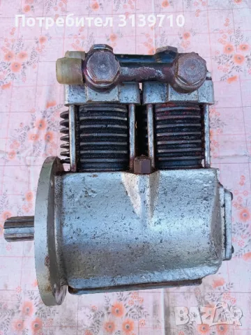 Компресор двуцилиндров ЮМЗ