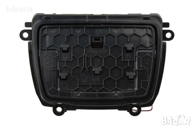Пепелник за централна конзола BMW, F10 F11,, снимка 3 - Части - 56141469
