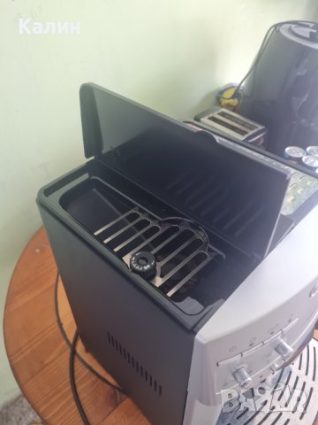 Кафе автомат Delonghi magnifica , снимка 4 - Кафемашини - 41488191