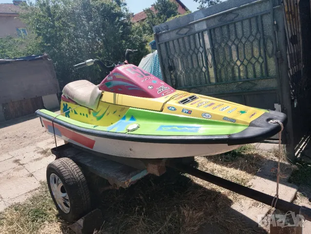 джет yamaha wave runner 650, снимка 3 - Воден транспорт - 47530787