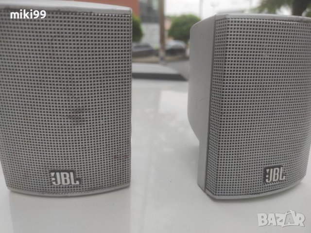 4 малки JBL, снимка 2 - Тонколони - 41139815