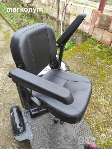 Електрическа триколка, снимка 4 - Инвалидни колички - 53663977