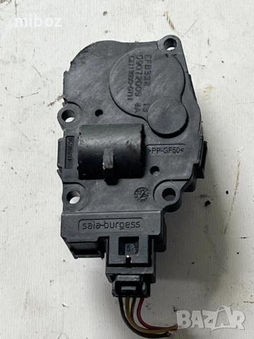 Моторче клапи парно BMW E F series , снимка 3 - Части - 53380431