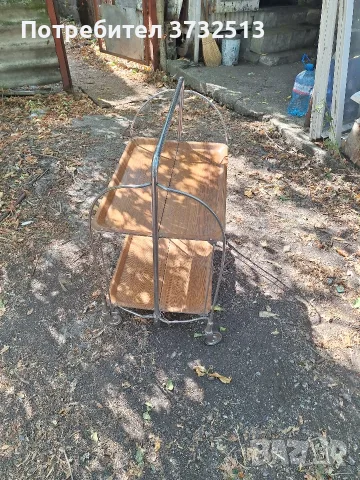 Помощна масичка 