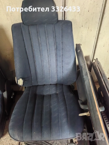 Син салон от Мерцедес 190 , снимка 4 - Автомобили и джипове - 53626973