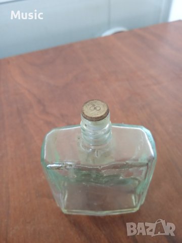 Старо стъклено шише от одеколон, снимка 3 - Антикварни и старинни предмети - 40044385