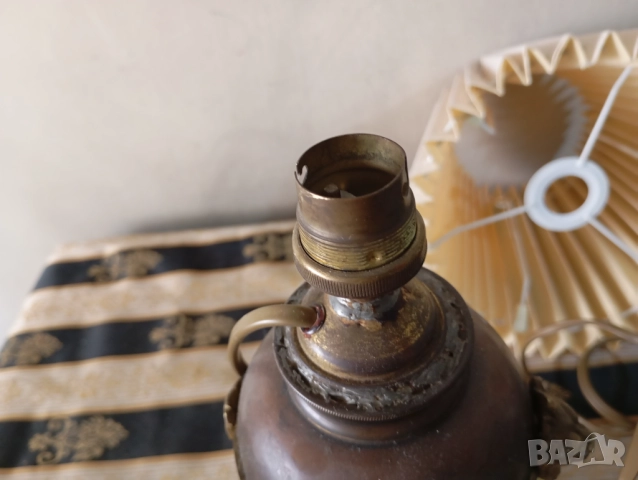 Писалищна настолна лампа, снимка 7 - Настолни лампи - 52537613