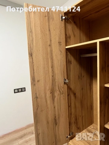Гардероб спешно продаване, снимка 4 - Гардероби - 53126524