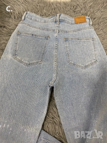 Дамски дънки с камъни, снимка 2 - Дънки - 52667101