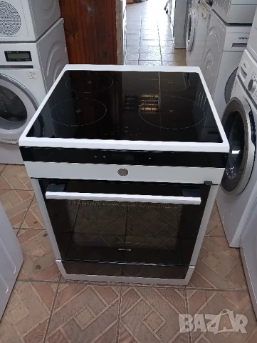 Свободно стояща печка с индукционни котлони Сименс Siemens с две години гаранция!, снимка 1