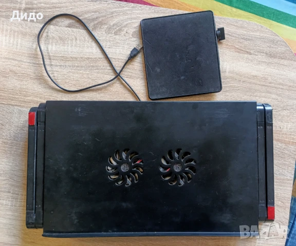 Маса/стойка за лаптоп с вградени вентилатори