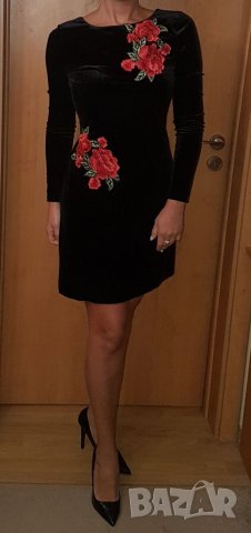 Рокля кадифе с бродерия роза Fervente , снимка 8 - Рокли - 26812806