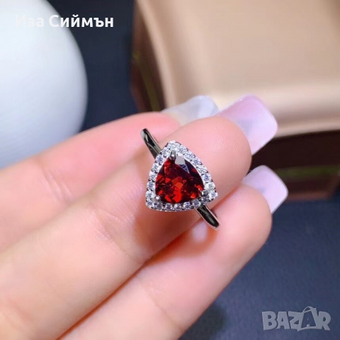 Сребърен комплект обици, пръстен и висулка с рубин, снимка 5 - Бижутерийни комплекти - 36128301