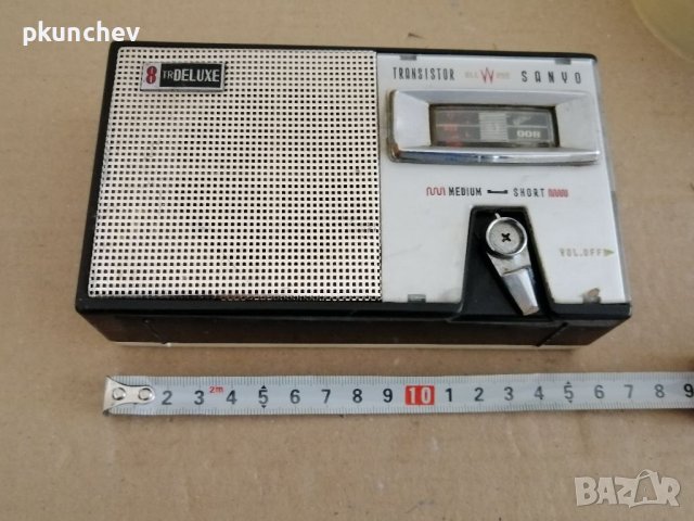 Ретро радиоприемник SANYO 8S-P2, снимка 1 - Радиокасетофони, транзистори - 41440516
