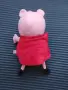 Peppa Pig / Прасето Пепа Пиг - плюшена играчка 25 см., снимка 4