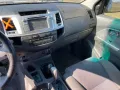 toyota hilux 3.0 d4d facelift navi на части тойота хайлукс автомат , снимка 7