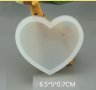 Сърце плитък силиконов калъп молд форма основа за бижутерски сладкарски и смола изделия