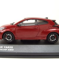 Toyota Yaris GR 2020 - мащаб 1:43 на Solido моделът е нов в PVC дисплей-кейс, снимка 3 - Колекции - 42719015