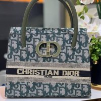 Дамска чанта Christian Dior код 138, снимка 1 - Чанти - 34388115
