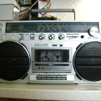 Sharp GF-5757 радио-касетофон, снимка 2 - Радиокасетофони, транзистори - 32914794