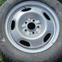 Отлични 4 зимни гуми с метални обновени джанти 215/60/16, снимка 6 - Гуми и джанти - 44700347
