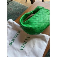 BOTTEGA VENETA Green Mini Jodie чанта, снимка 7 - Чанти - 44224498