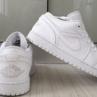 Nike Air Jordan 1 Retro Tripple White Mens Size 46/30 UK11 US 12 ОРИГИНАЛ!, снимка 11 - Кецове - 39872514