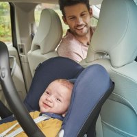 Бебешко столче за кола Maxi Cosi CabrioFix (0-13 кг) Black Raven, снимка 2 - Столчета за кола и колело - 41830224