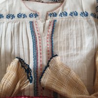 Автентична риза от народна носия, снимка 4 - Антикварни и старинни предмети - 38966601