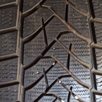 2бр.зимни гуми 285/40/20 Dunlop, снимка 1 - Гуми и джанти - 36214064