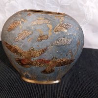 Месингова вазичка, снимка 1 - Антикварни и старинни предмети - 39687093