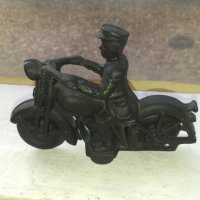 Моторист чугунена фигура статуетка, снимка 3 - Антикварни и старинни предмети - 34830381