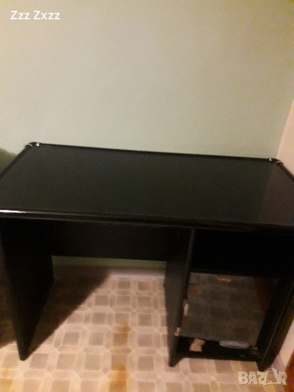 Черно бюро за работа или за ученици ., снимка 1